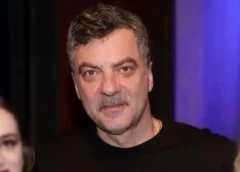 ΕΚΤΑΚΤΟ ΤΩΡΑ ΓΙΑ ΤΟΝ ΑΓΑΠΗΜΕΝΟ ΗΘΟΠΟΙΟ ΣΤΑΘΗ ΜΑΝΤΖΩΡΟ