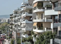 Νέο πρόγραμμα ανακαίνισης που καλύπτει πλακάκια, τέντες, κουφώματα και κουζίνες και αφορά μόνο παλιές κατοικίες – Πότε ξεκινούν οι αιτήσεις